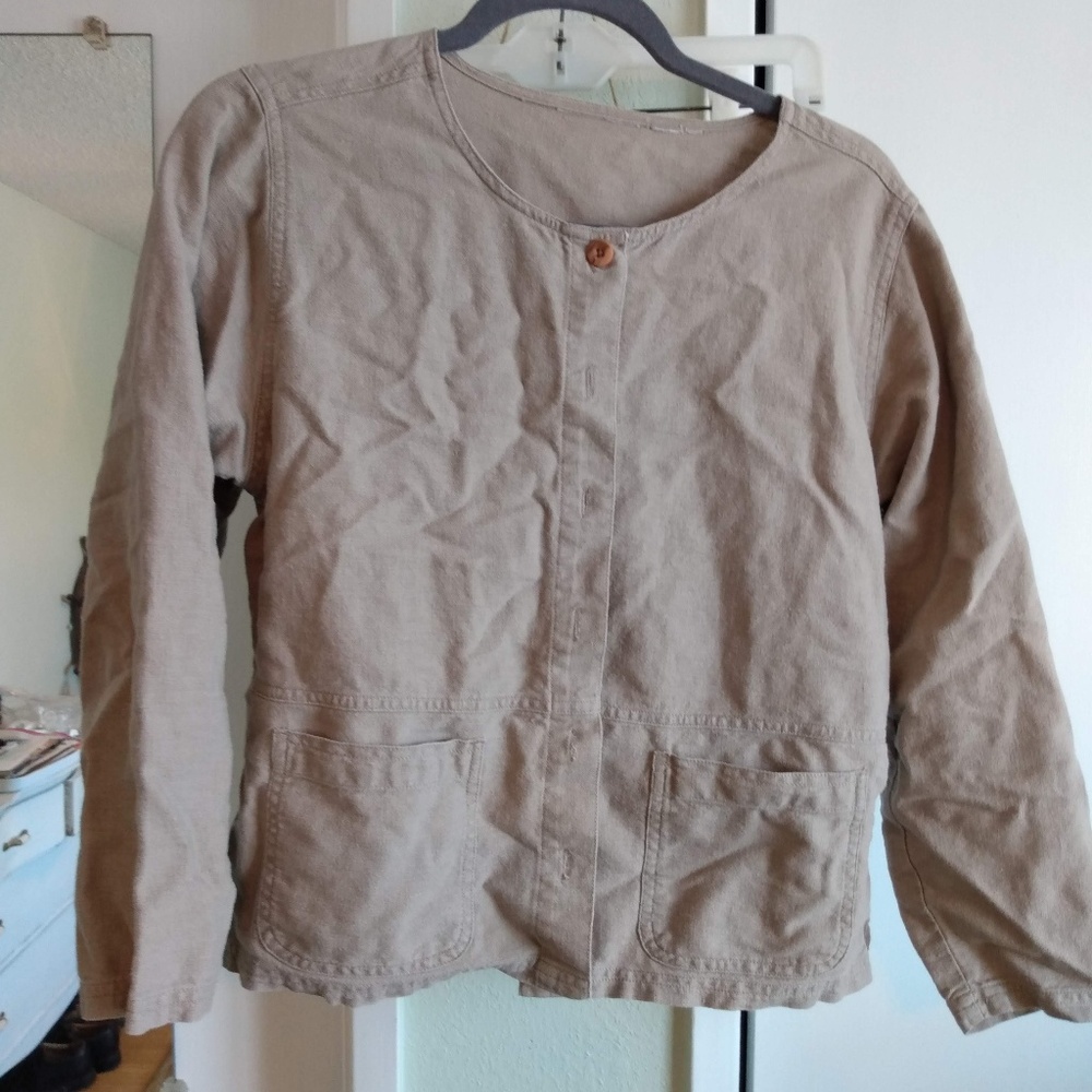 Light cropped jacket